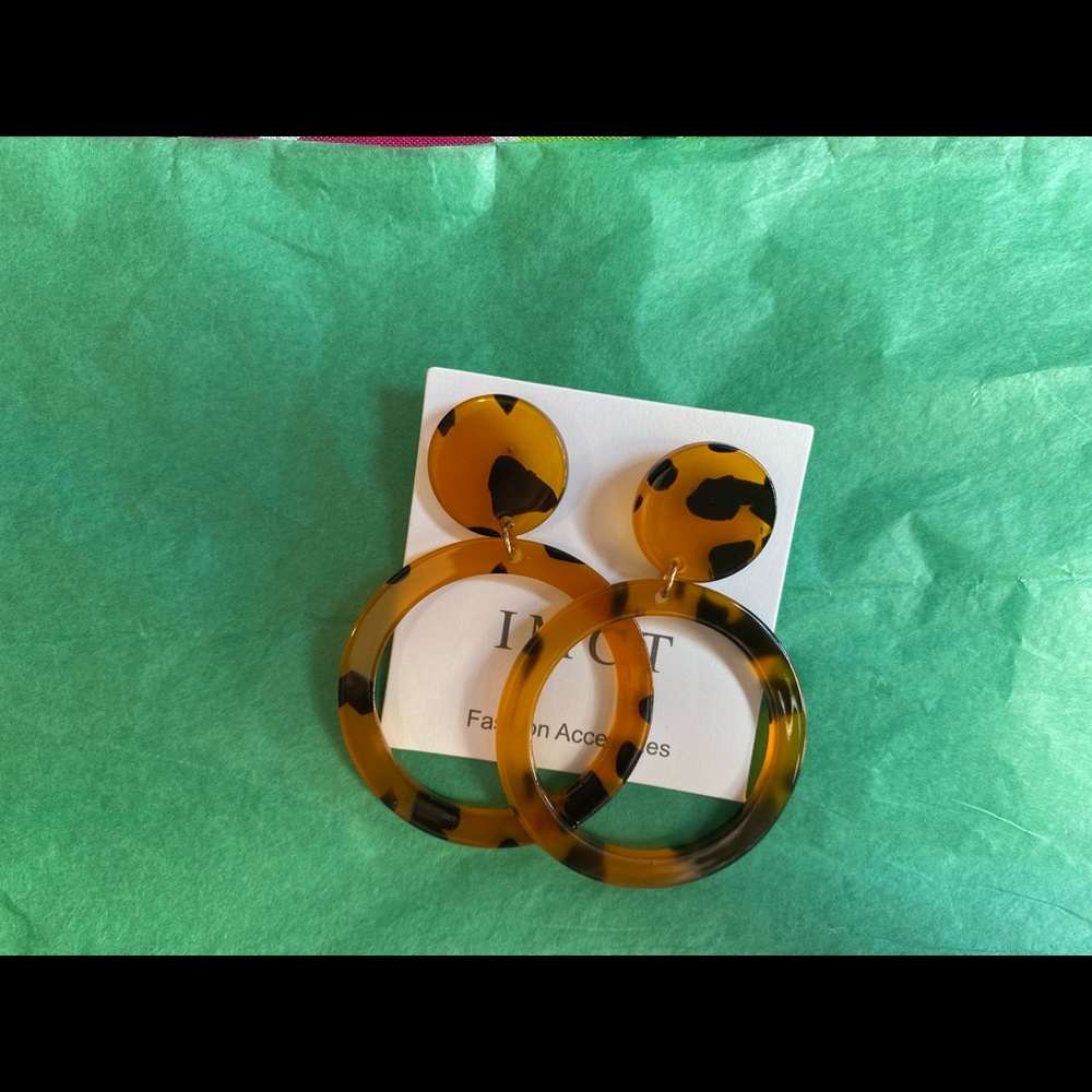 Earring Bundle - Picture 6 of 6